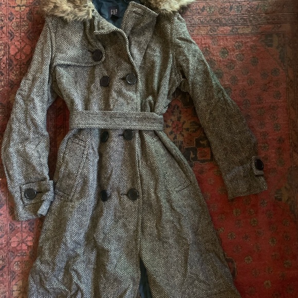 GAP Herringbone Coat with Faux Fur Trim - Picture 1 of 1